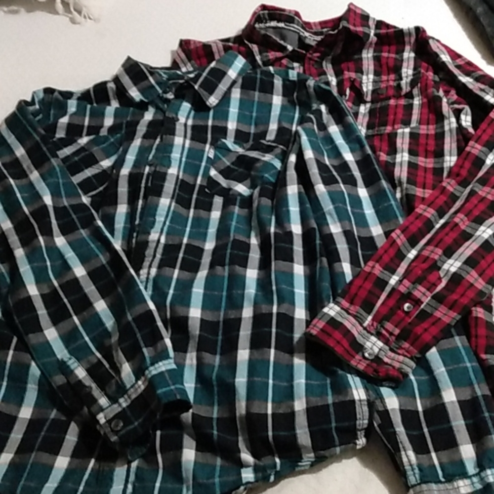 Lot of 2 Boys Shawn White plaid